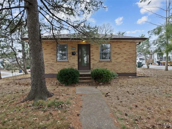 7800 Murdoch Ave, Saint Louis, MO 63119