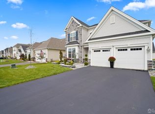 65 Metro Dr, Monroe Township, NJ 08831