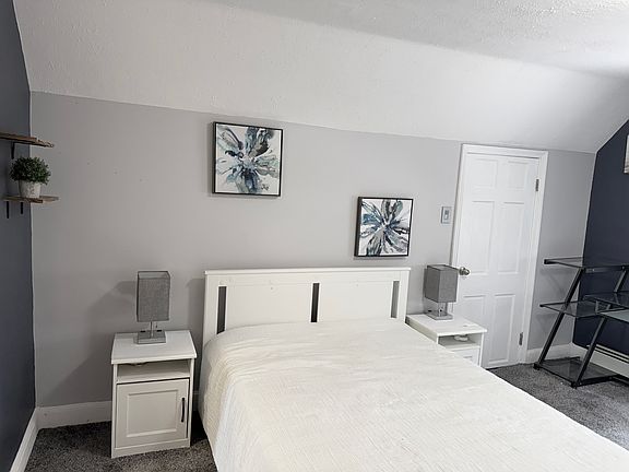 Bedroom 1 (3rd floor)