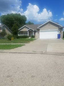 1403 Spring Hill Dr, Junction City, KS, 66441
