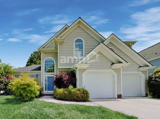 4620 Chiswell Ct, Charlotte, NC 28269