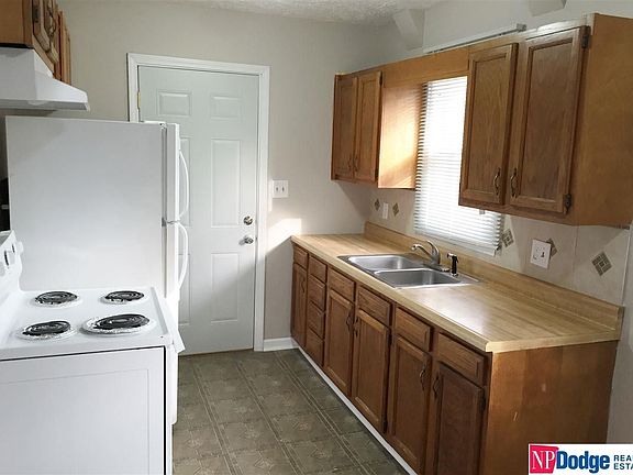 2nd image of 1004 W 32nd Ave