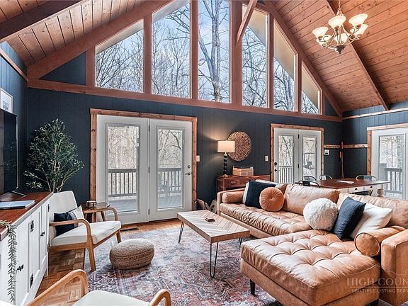 3rd image of 193 Lakeview Lane