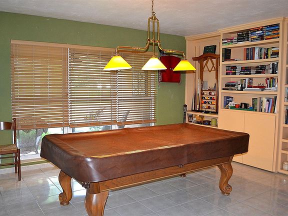 5th image of 721 NW 65th Avenue