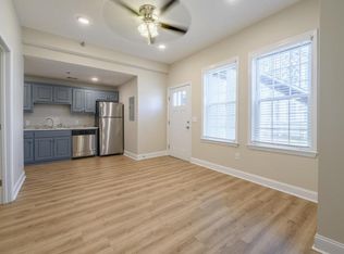 231 S Main St APT 3, Statesboro, GA 30458