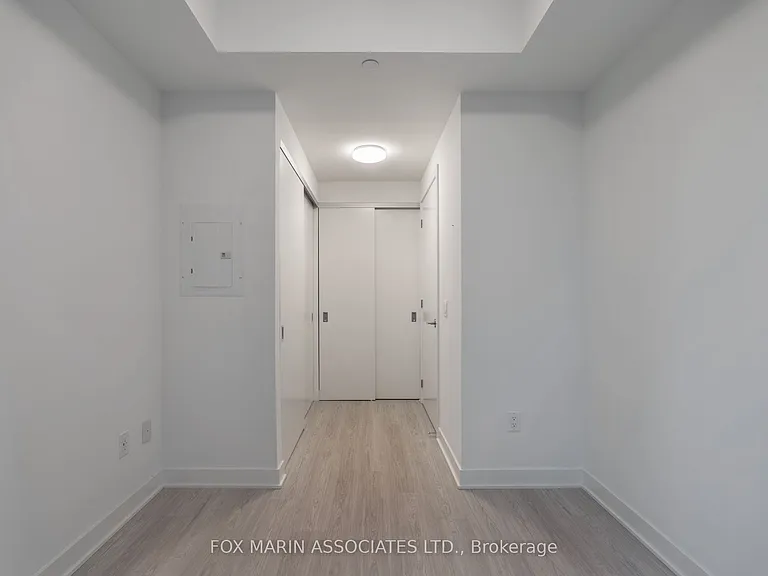 11 Yorkville Ave #802 — Photo 27