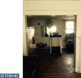 Robbins Ave Dinning area