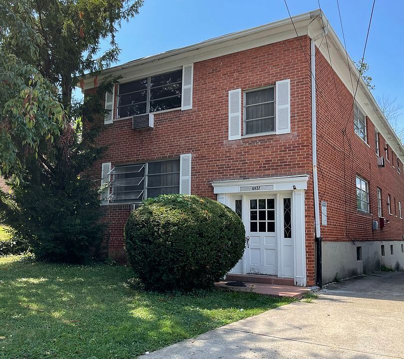 1st image of 6431 Hammel Ave #4