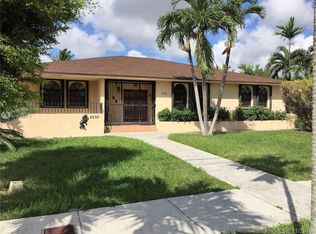 4230 SW 96th Ave, Miami, FL 33165
