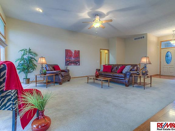 5th image of 13806 Glengarry Cir