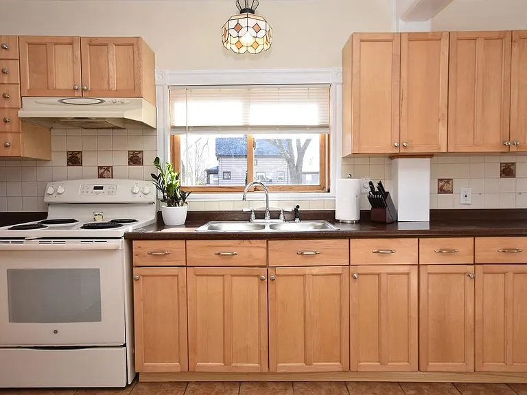 Kitchen fully supplied