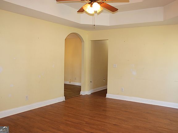 2nd image of 205 Gayla Ct