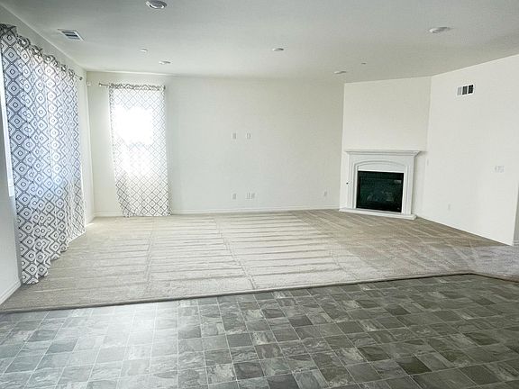 4th image of 3488 Kane Dr