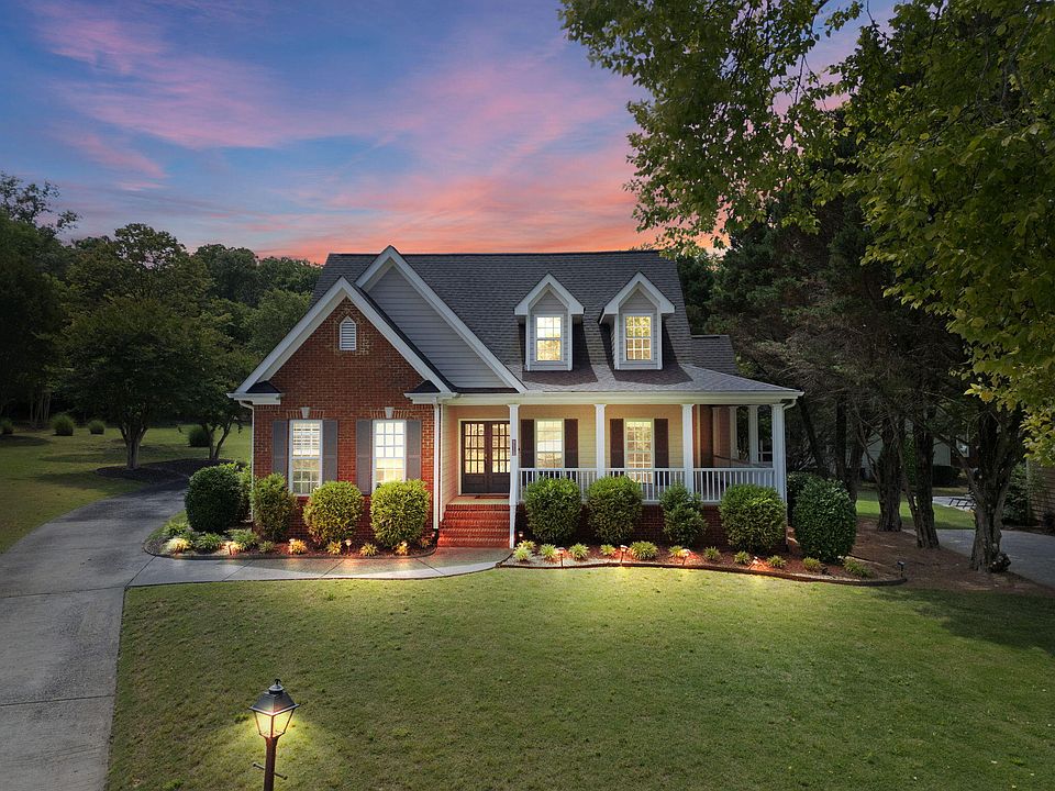 1st image of 4112 Finch Ln