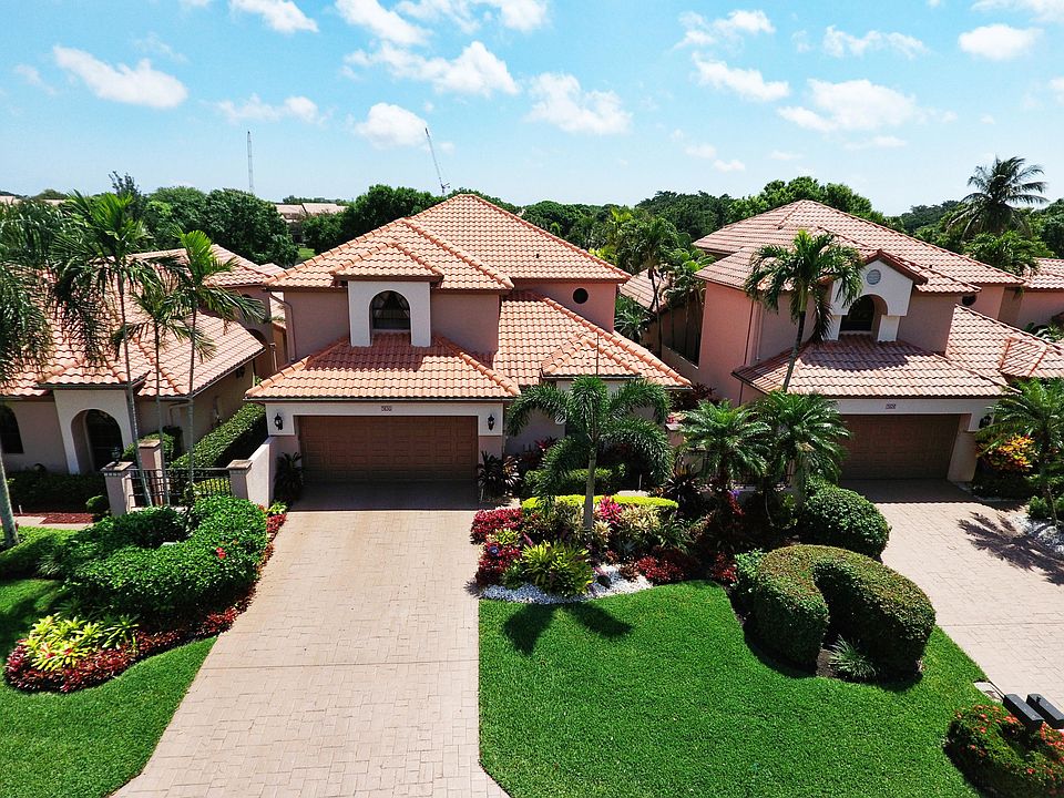 Home For Sale In Broken Sound Country Club