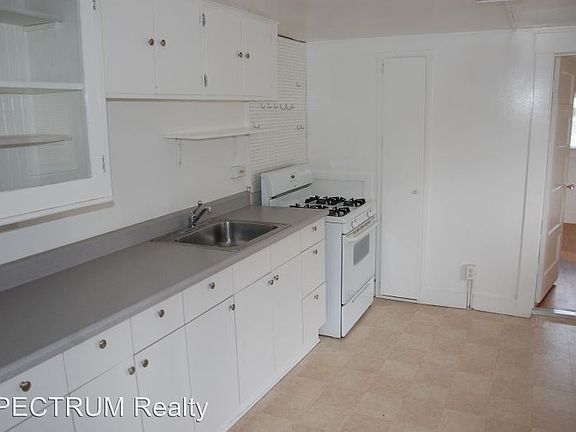 5th image of 217 W Anapamu St APT 4