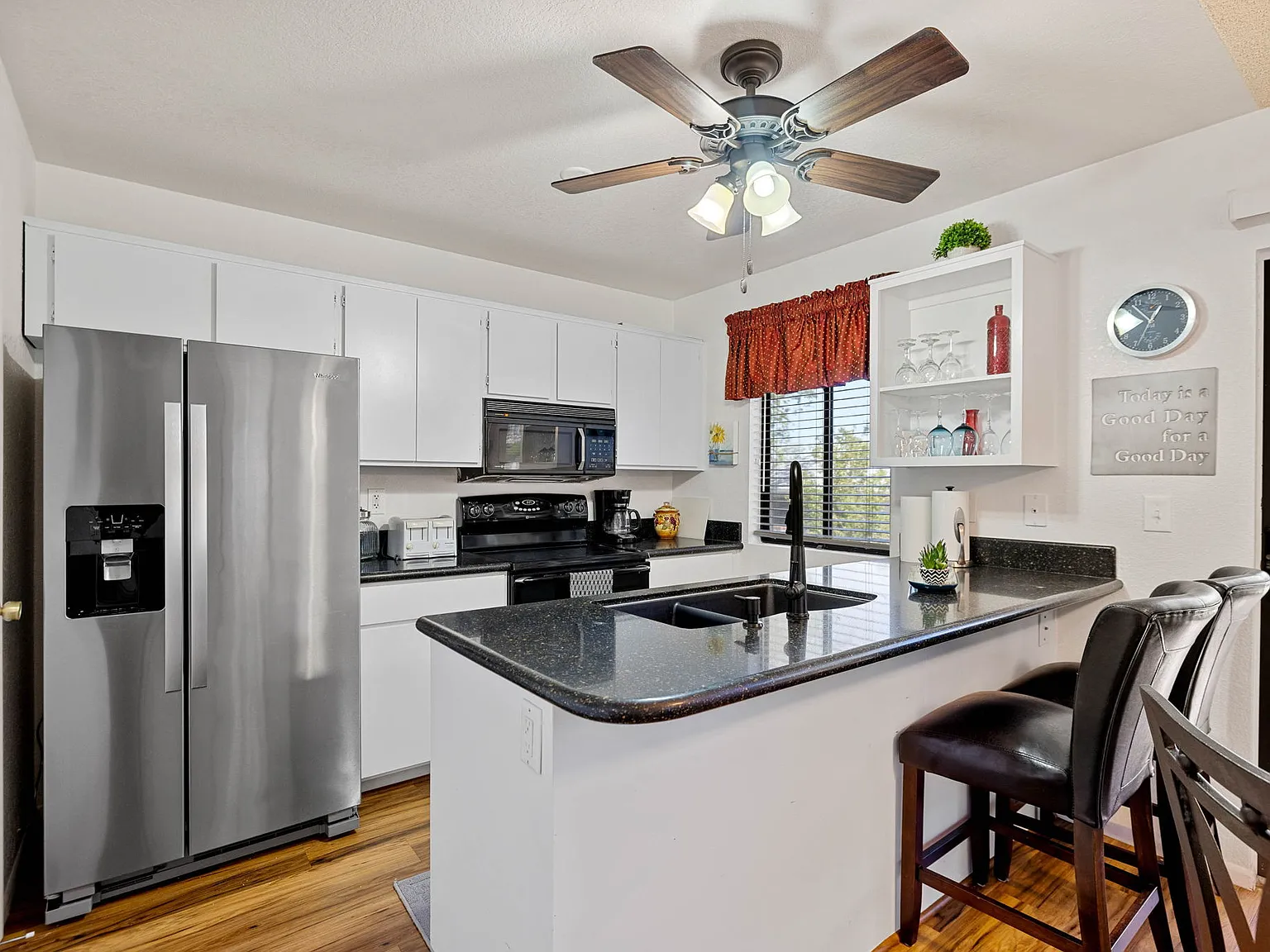 3089 Peaks View Lane 6H - 1 — Photo 3