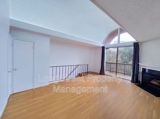 859 SW Broadway Dr APT 46, Portland, OR 97201