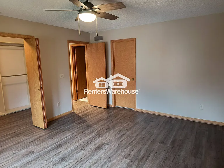 9012 Glen Edin Ln — Photo 15