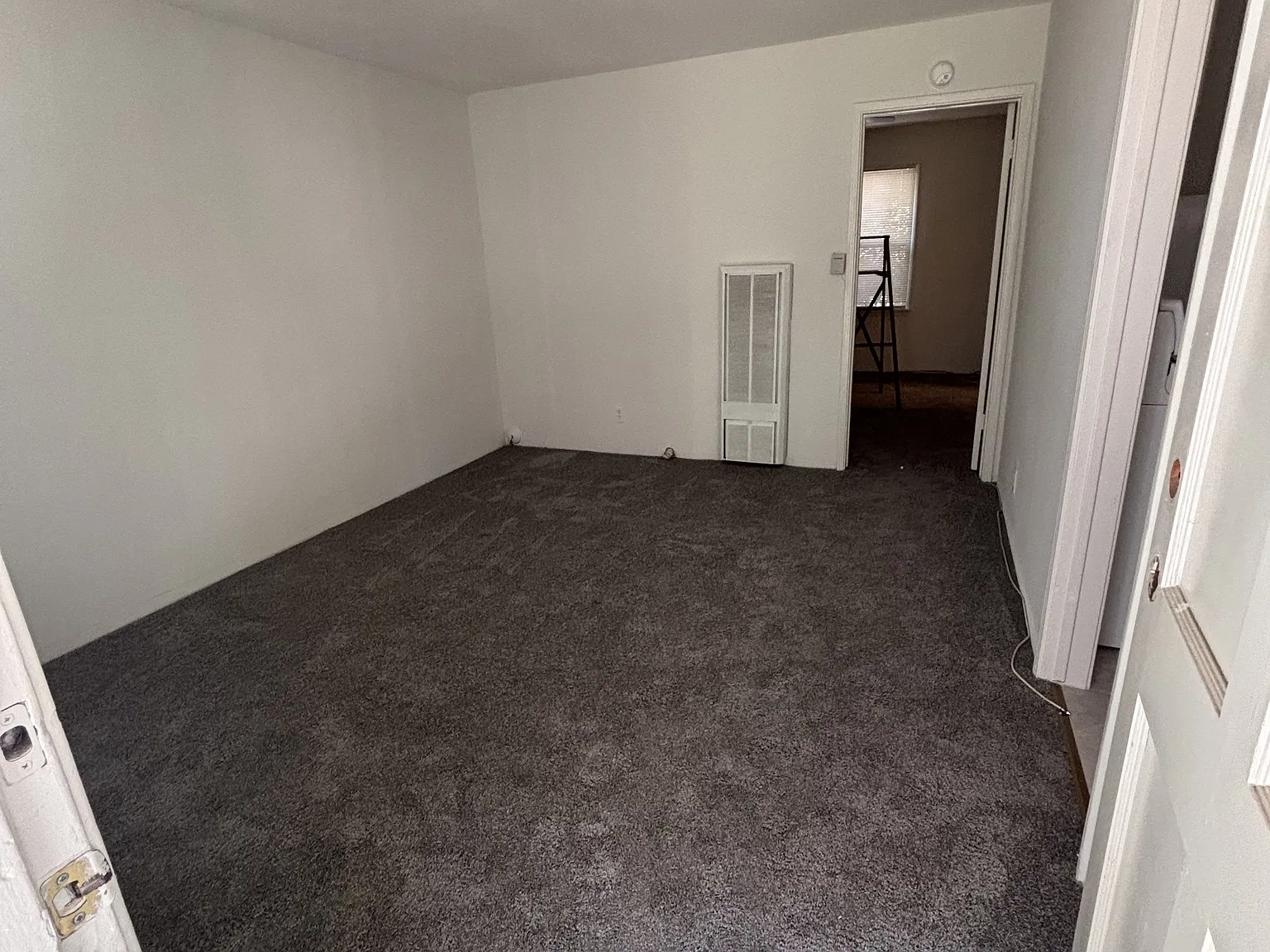 1 bed, 450 sqft, $1,600 — Photo 2