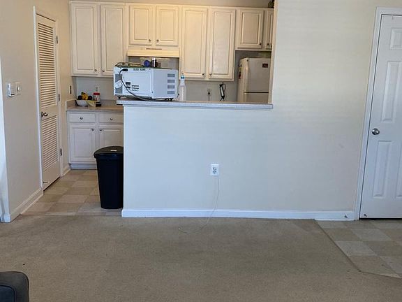 5th image of 13305 Glen Echo Cir