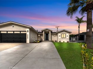 13449 Stagg St, Panorama City, CA 91402