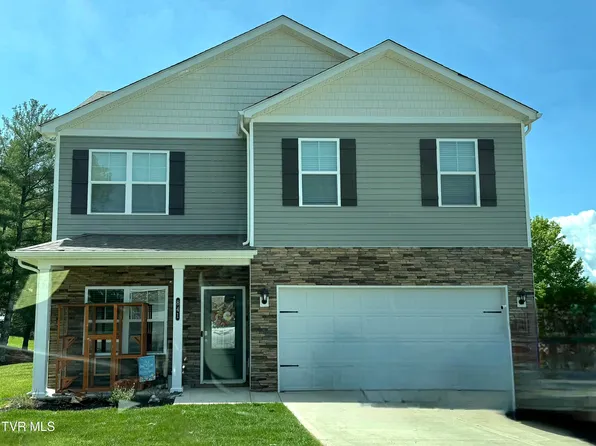 841 Magnolia Ridge Dr, Blountville, TN 37617