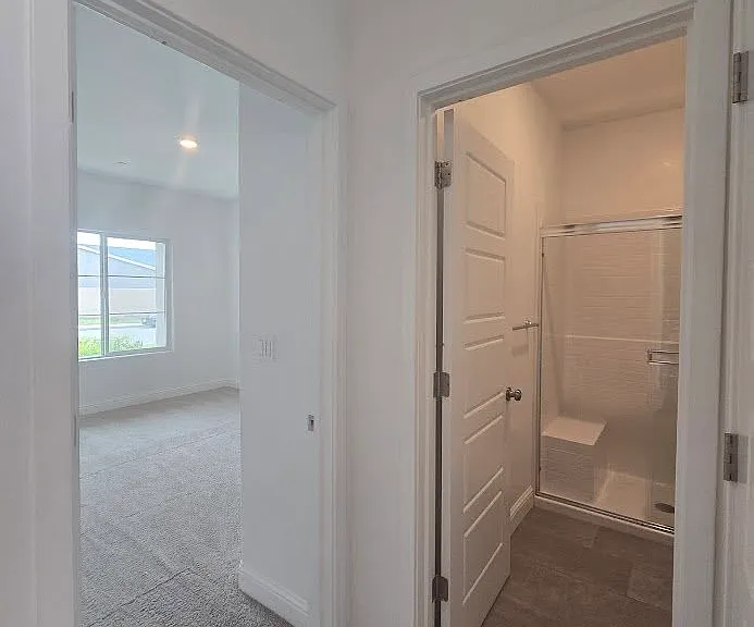 2320 S Claremont Ave — Photo 10