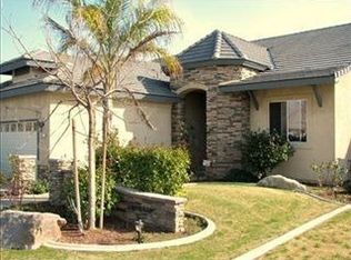 2911 Crescent Ridge St, Bakersfield, CA 93313