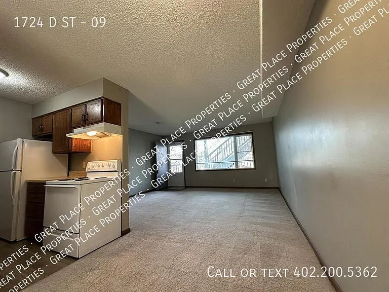 1724 D St #9 — Photo 17