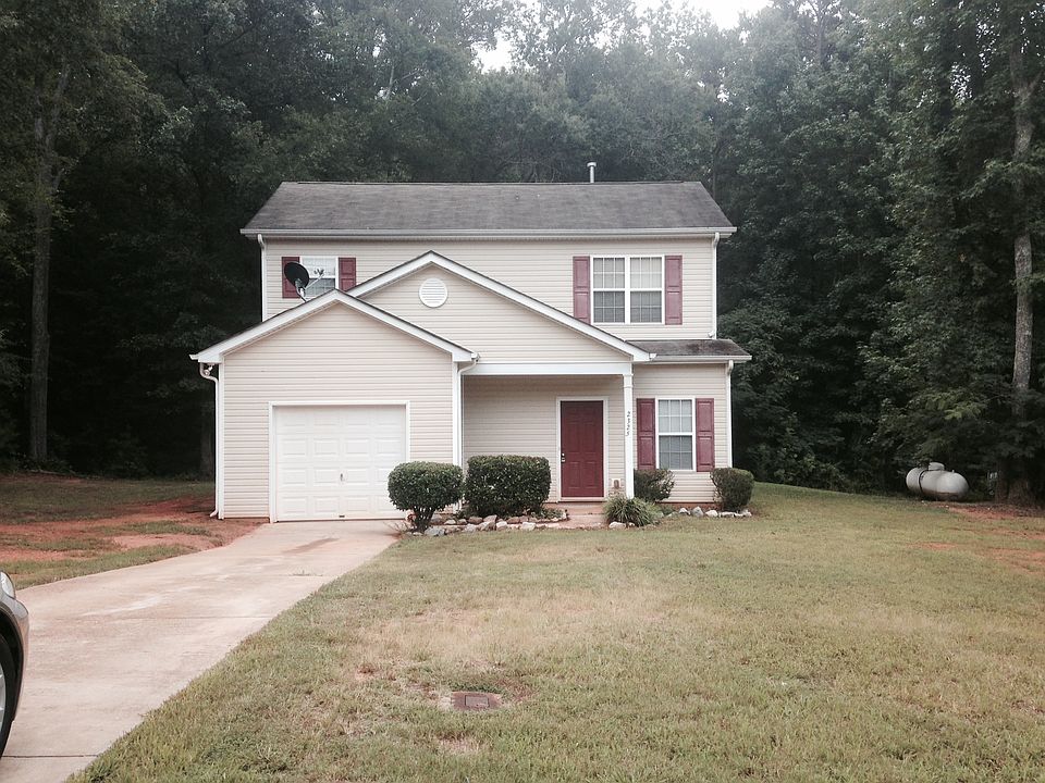 1st image of 2325 Cricket Lane