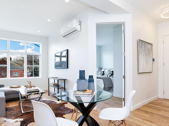 3rd image of 171 Greenwich Ave Unit 3A