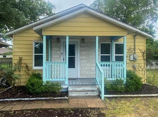 508 Columbus Rd, Sealy, TX 77474