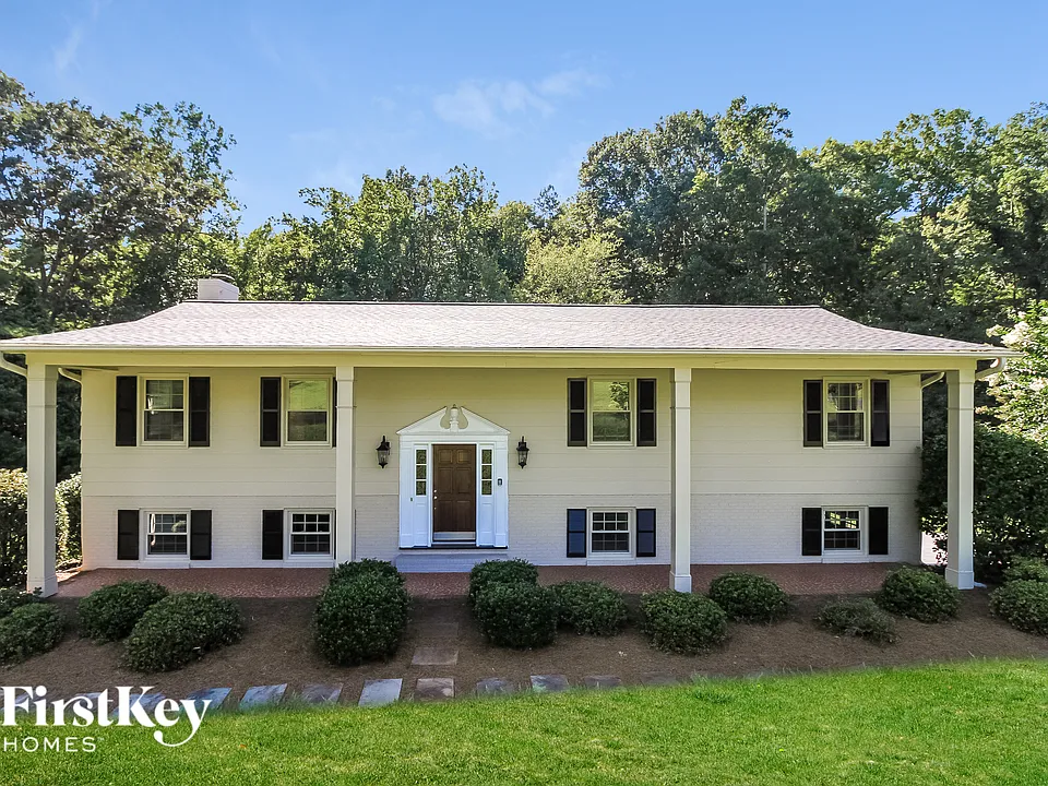 5601 Kane Dr
