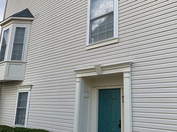 3rd image of 1147 Carbondale Way