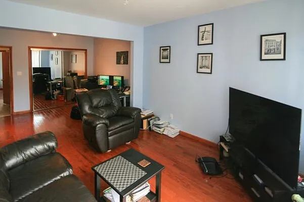 Rented by Horowitz Real Estate | media 30