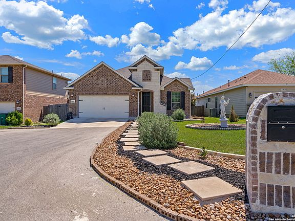3rd image of 11418 Link Dr, #8