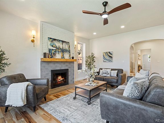 4th image of 1440 Josephine Street