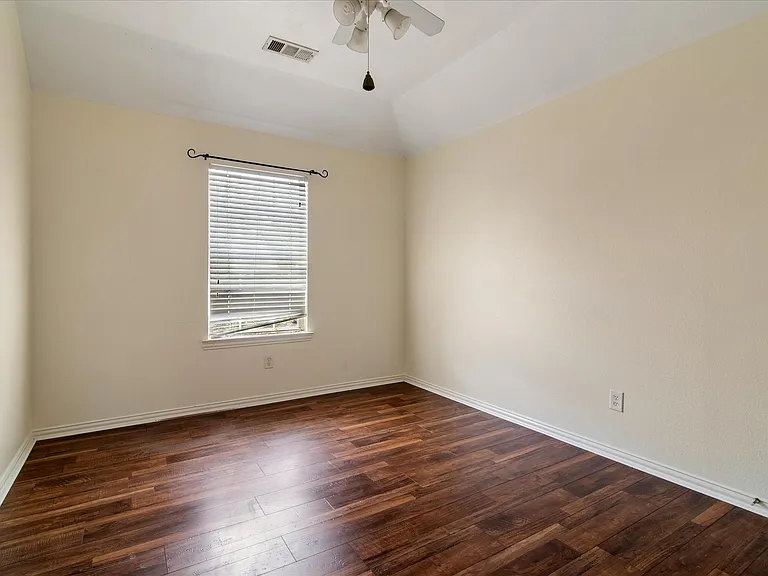 3501 Jackson Dr — Photo 9