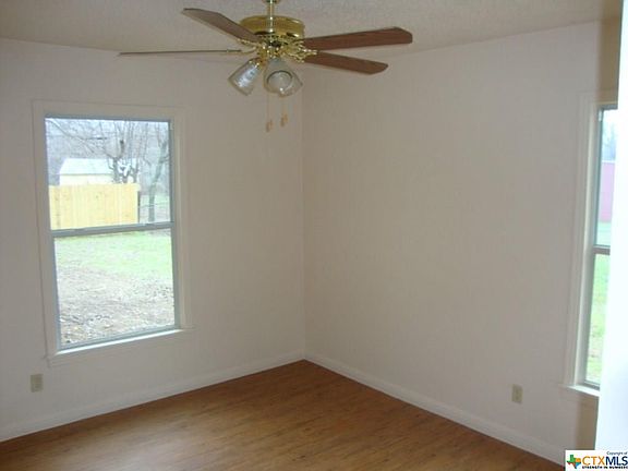 4th image of 1108 Williamson Dr