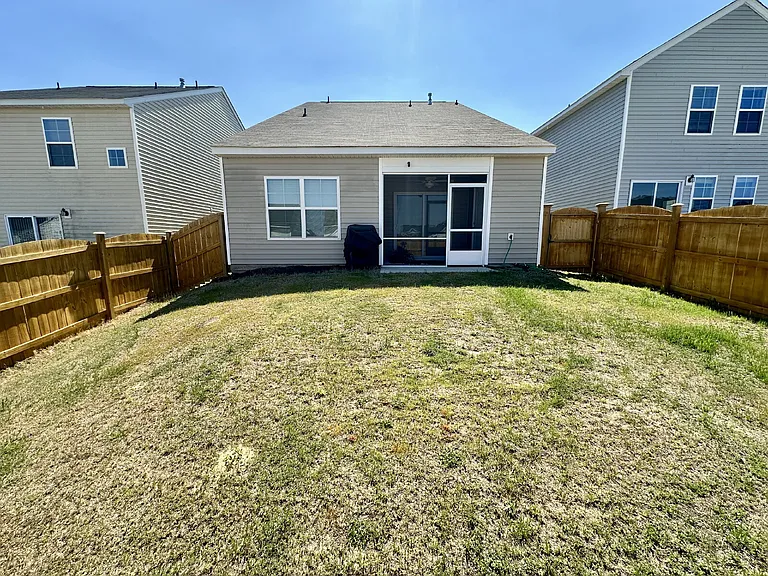 409 Eclipse Ln — Photo 31