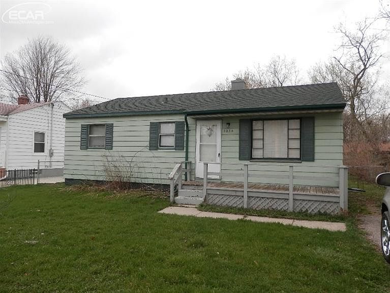 1st image of 3234 W Lyndon Ave