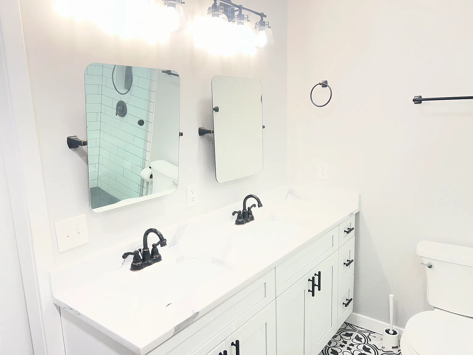 1550 Ritchie Ln — Photo 1