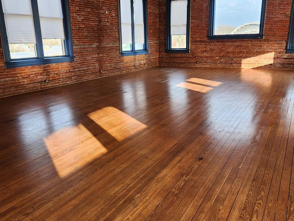 1st image of 301 Main St #A