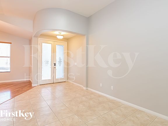 3rd image of 254 Chamomile Dr