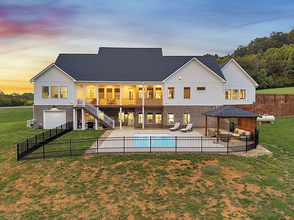 4th image of 219 Bulldog Miller Rd