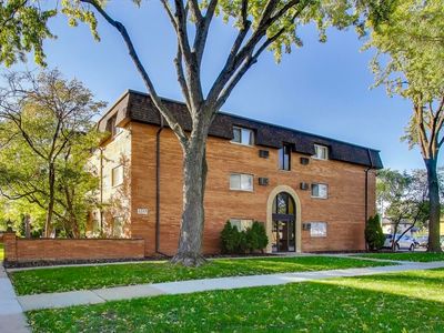 2345 185th Ct APT 1, Lansing, IL, 60438