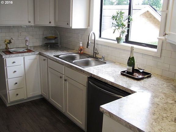 5th image of 9308 NE 110th Ave