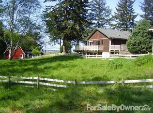 66595 Swallow Rd, North Bend, OR 97459