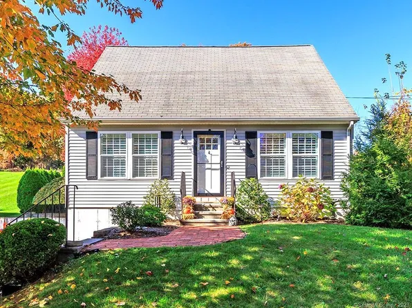 105 Barberry Lane, Meriden, CT 06451